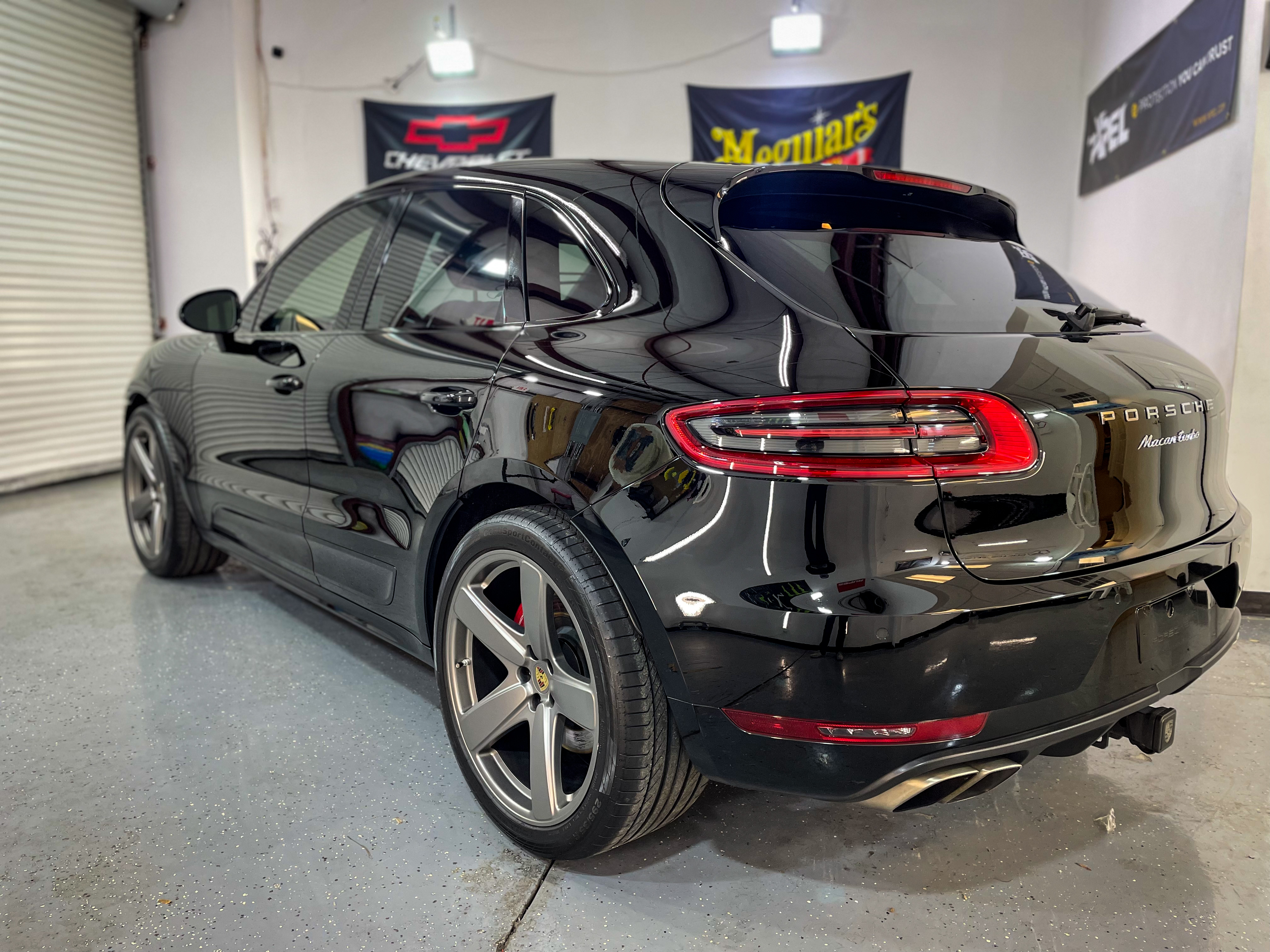 Detailing work